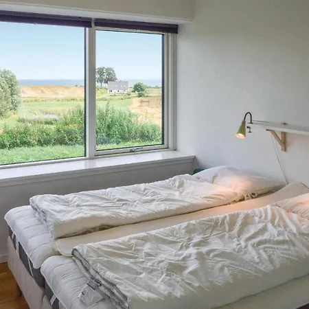 Two-bedroom In Tranekar *